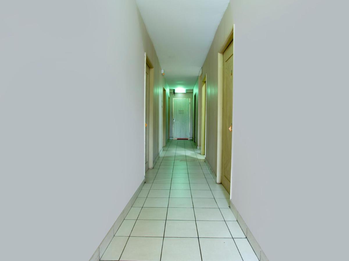 Oyo 37T小屋 拉瑙 外观 照片